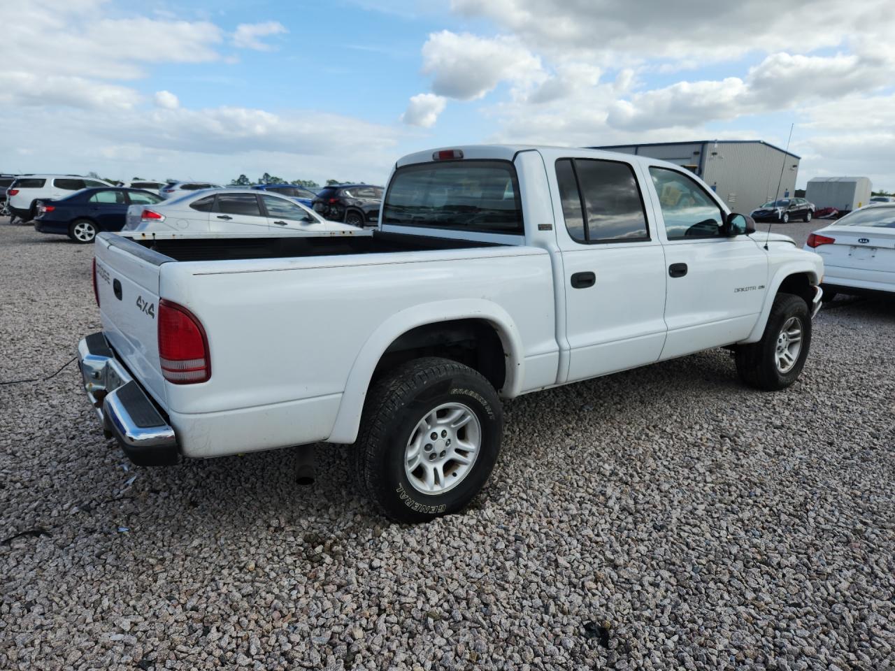 DODGE DAKOTA 2001 — 4