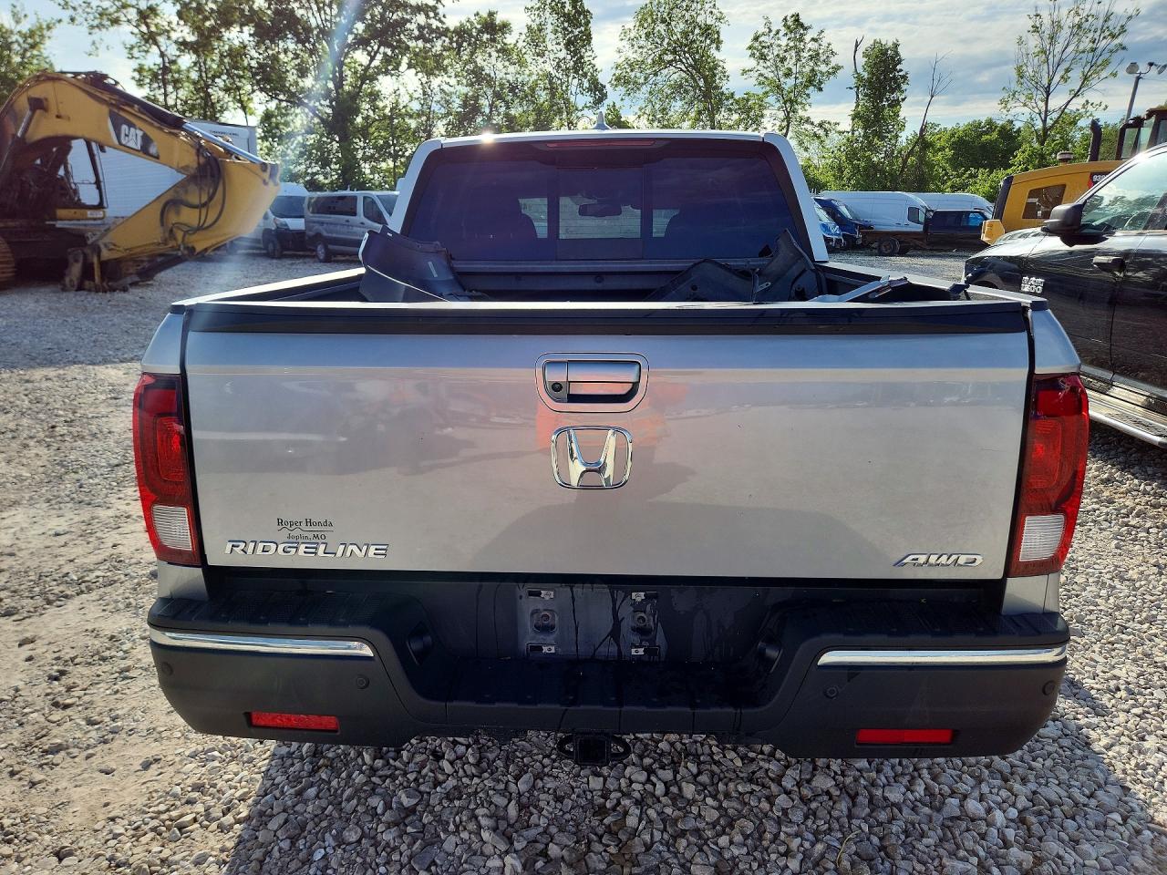 HONDA RIDGELINE 2020 — 7