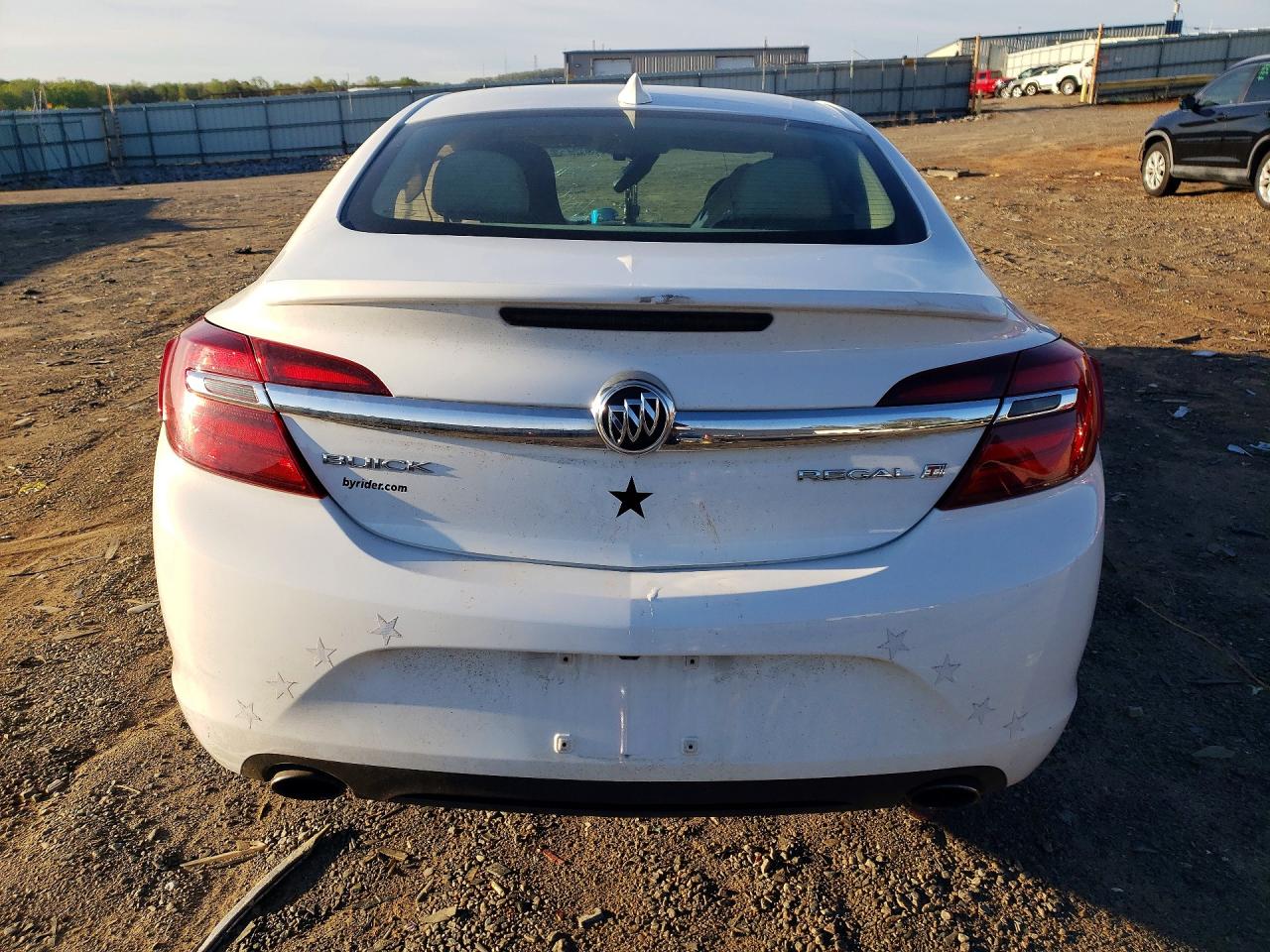 BUICK REGAL 2017 — 7