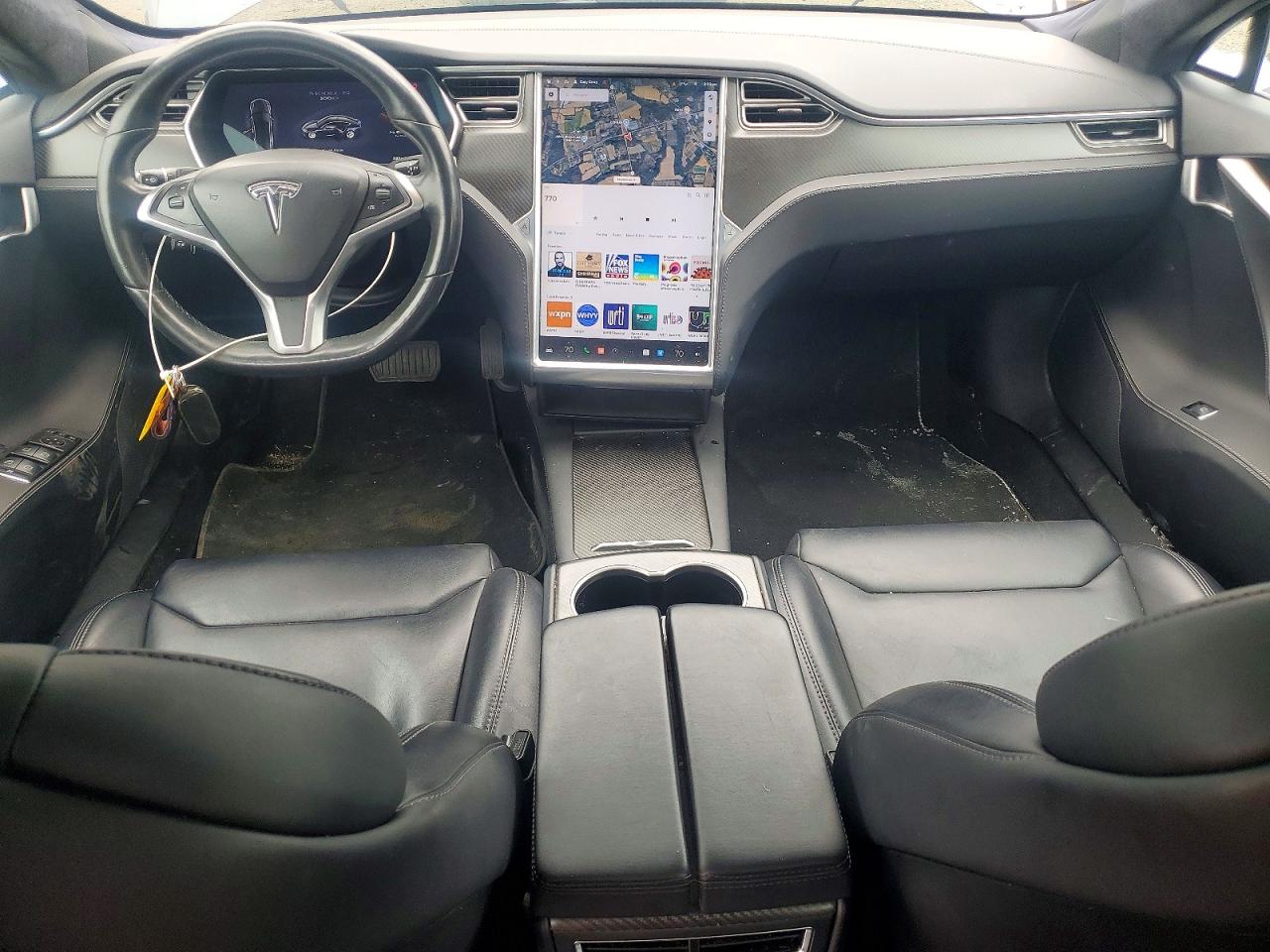 TESLA MODEL S 2017 — 9