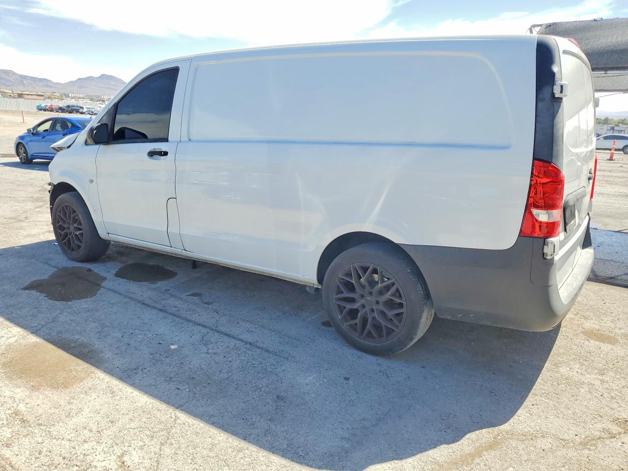 MERCEDES BENZ METRIS 2020 — 3
