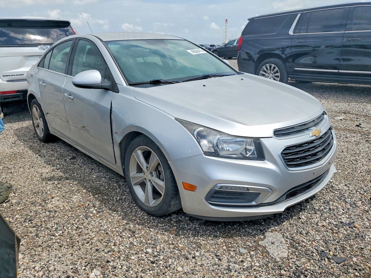 2015 CHEVROLET CRUZE LT