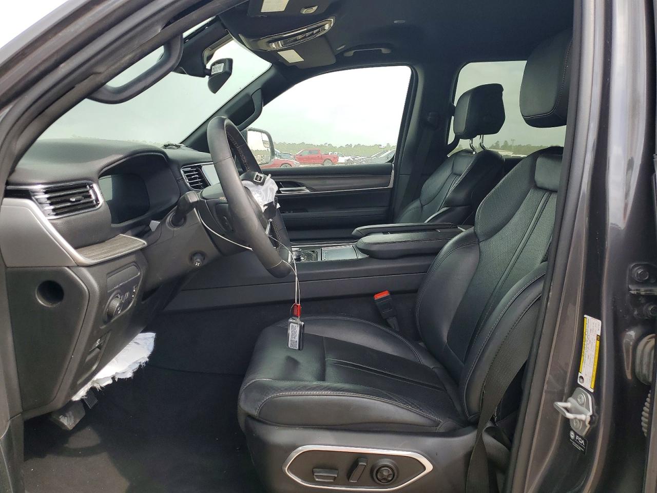 JEEP WAGONEER 2024 — 8