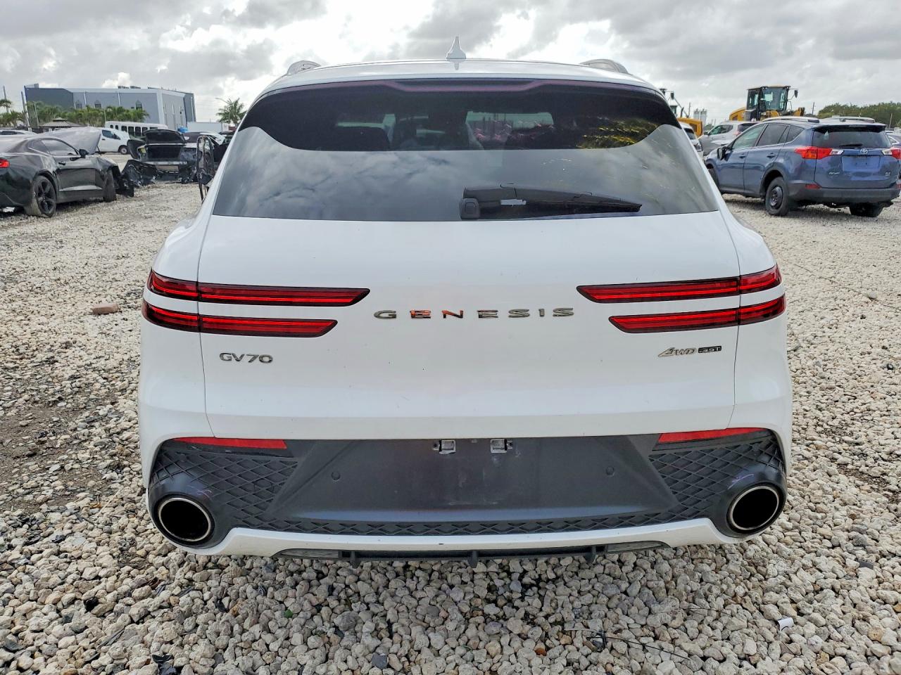 GENESIS GV70 2022 — 7
