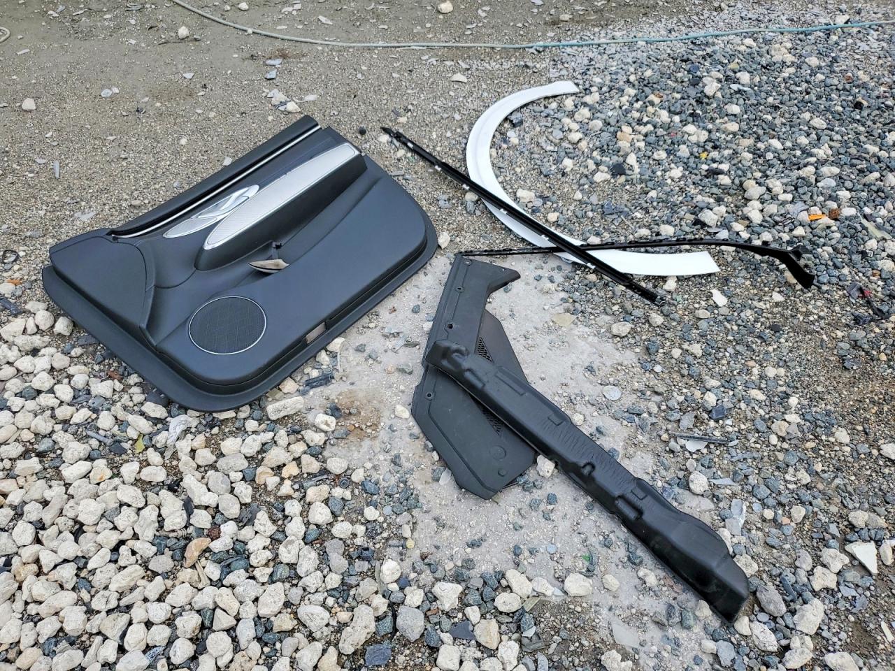 GENESIS GV70 2022 — 14