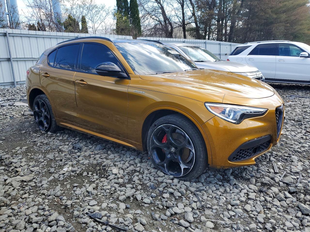 2022 ALFA ROMEO STELVIO TI