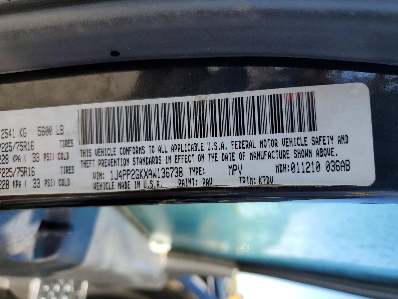 JEEP LIBERTY 2010 — 14