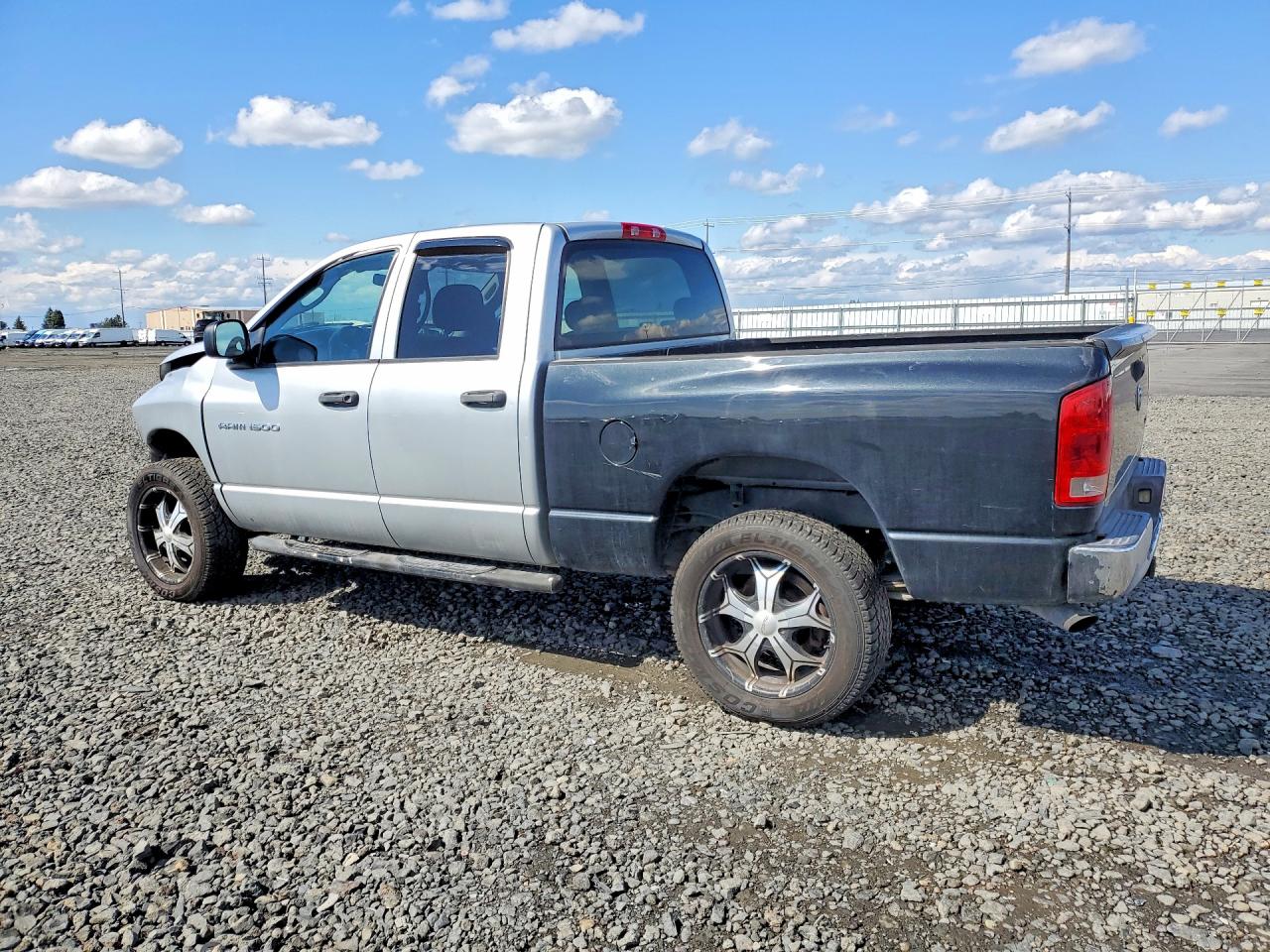 DODGE RAM 1500 2005 — 3