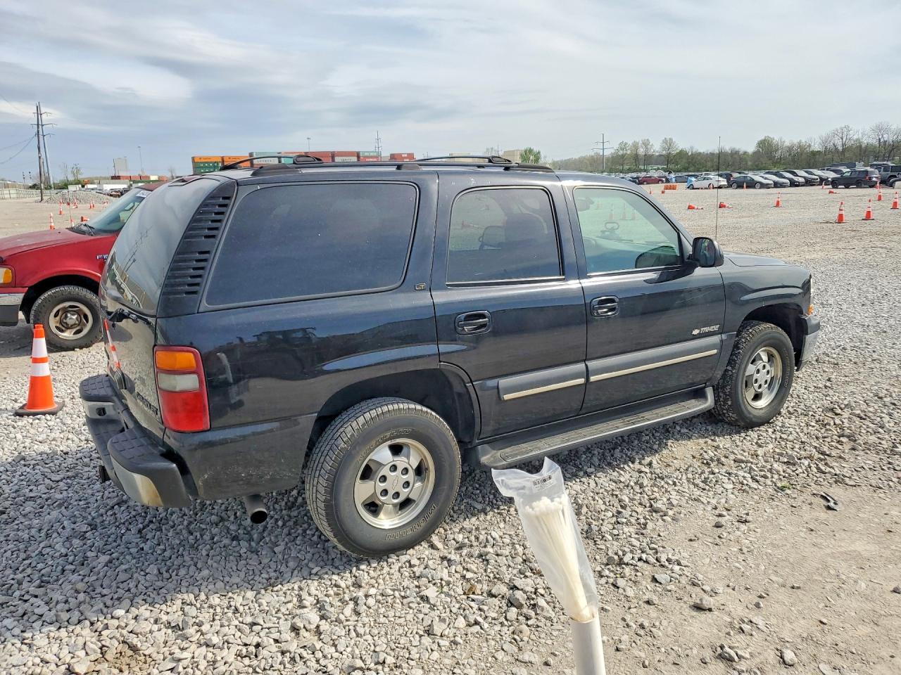 CHEVROLET TAHOE 2003 — 4