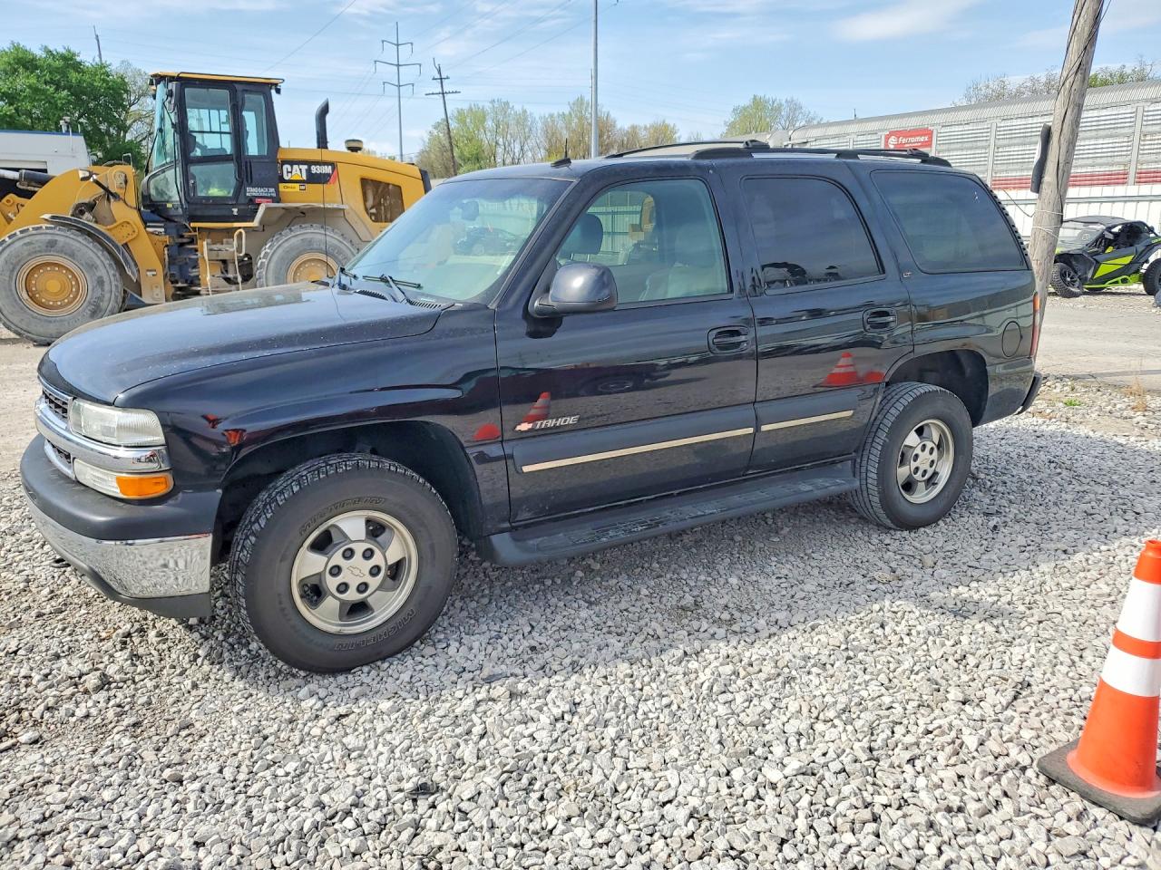 CHEVROLET TAHOE 2003 — 2