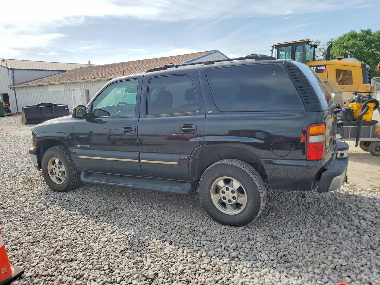 CHEVROLET TAHOE 2003 — 3