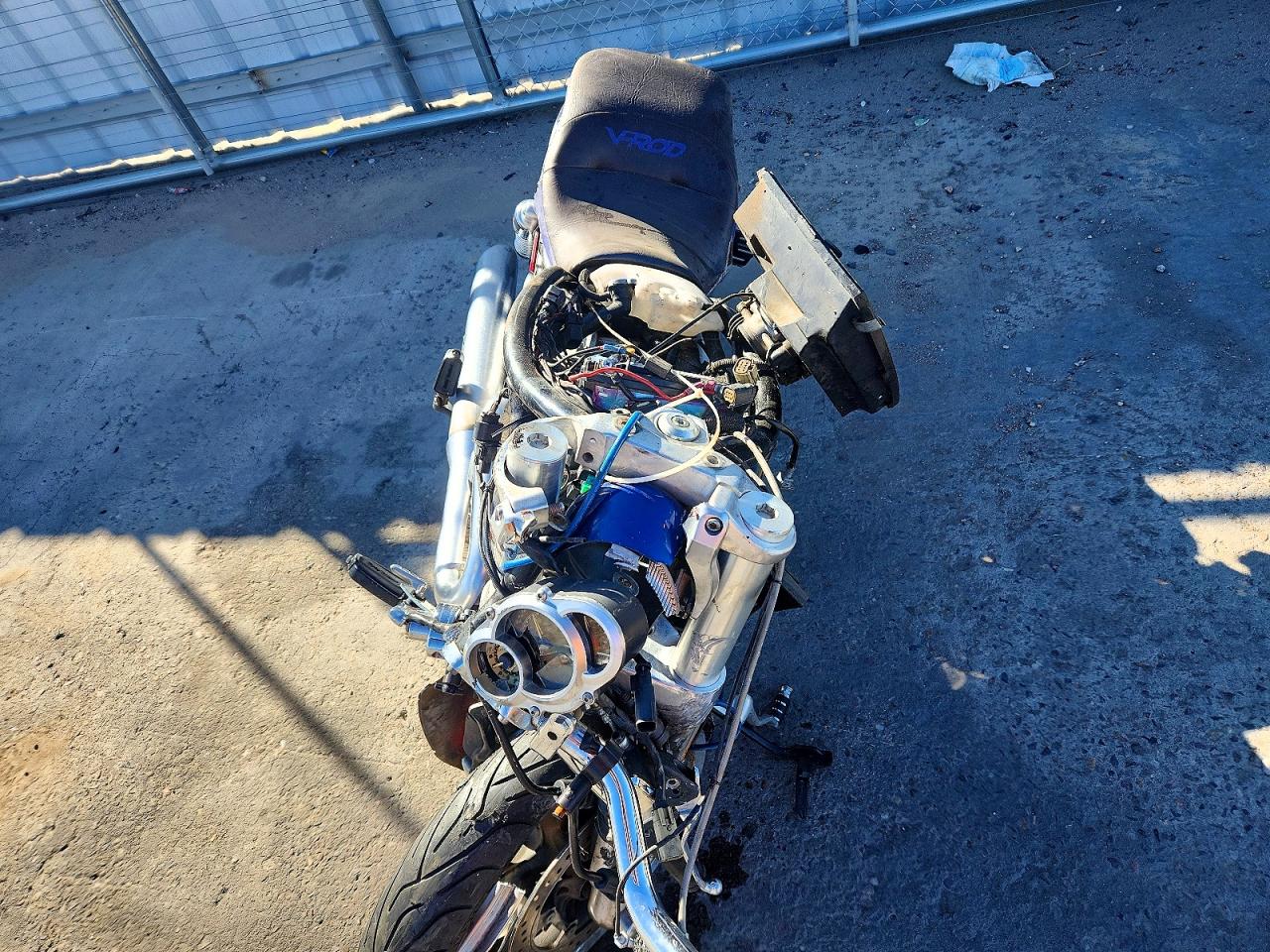 HARLEY-DAVIDSON VRSCF 2009 — 6