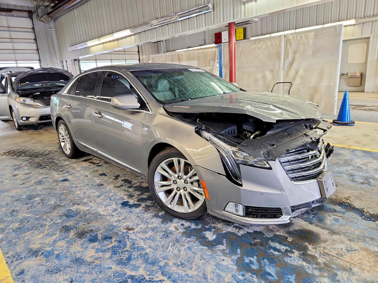 CADILLAC XTS 2018 — 5