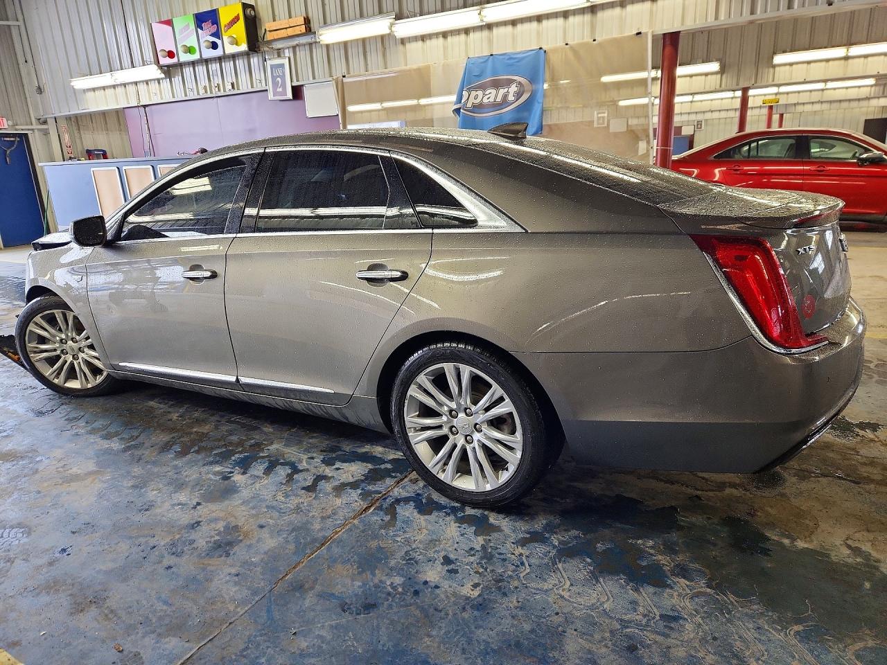 CADILLAC XTS 2018 — 3