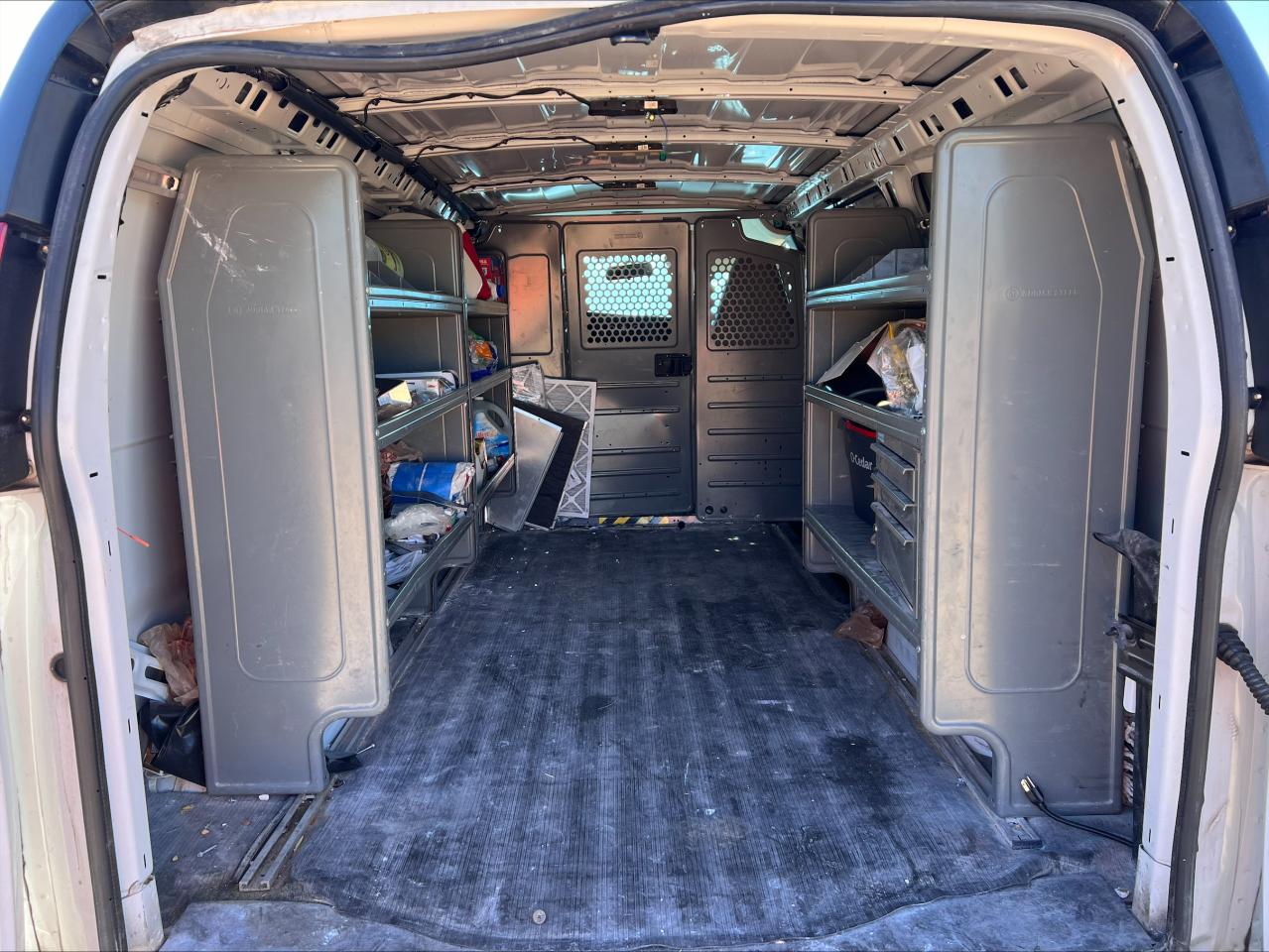 CHEVROLET EXPRESS G3500 2020 — 11