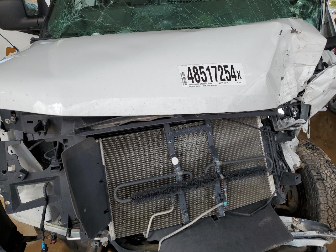 CHEVROLET EXPRESS G3500 2020 — 13