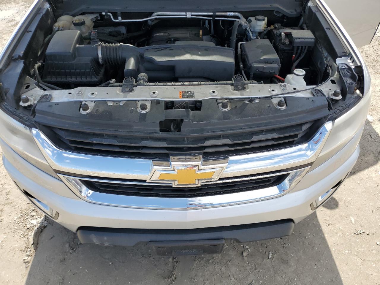 CHEVROLET COLORADO 2018 — 12