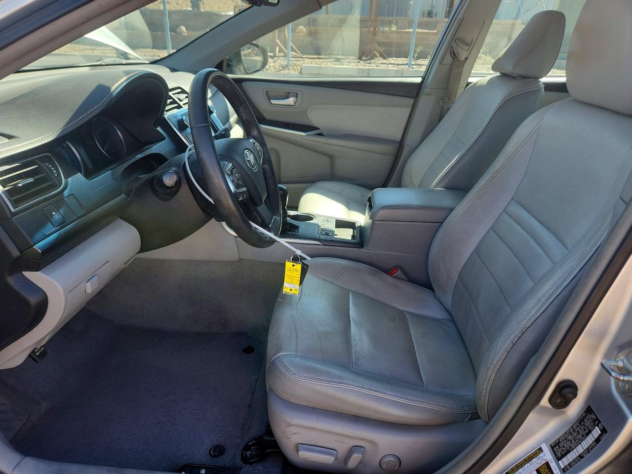TOYOTA CAMRY HYBRID 2017 — 8