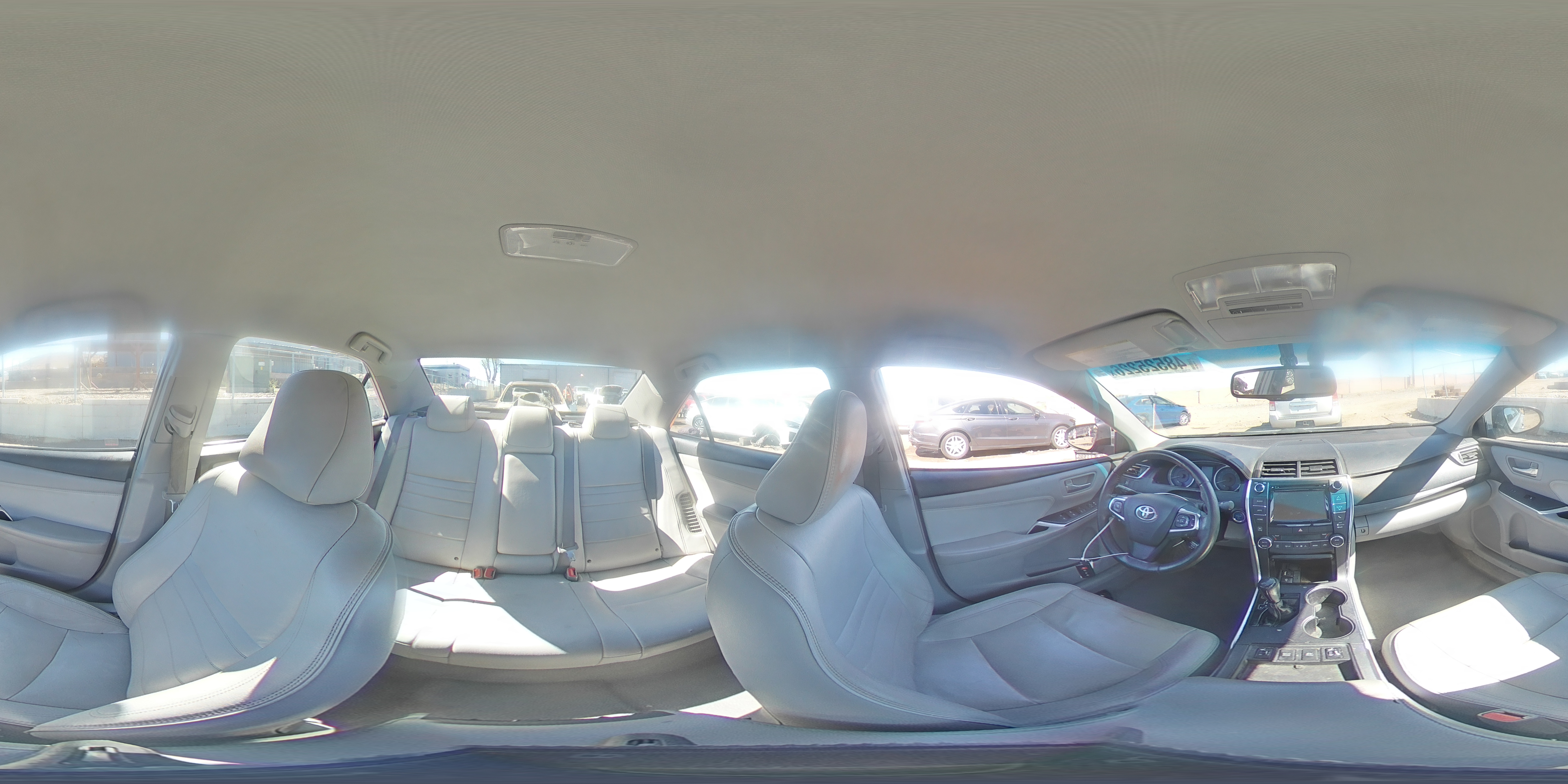 TOYOTA CAMRY HYBRID 2017 — 15