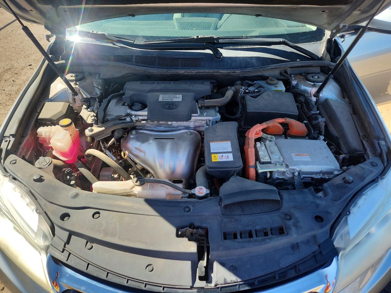 TOYOTA CAMRY HYBRID 2017 — 12