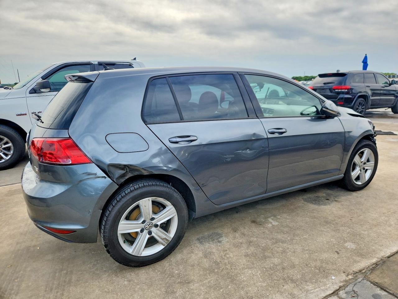 VOLKSWAGEN GOLF 2017 — 4