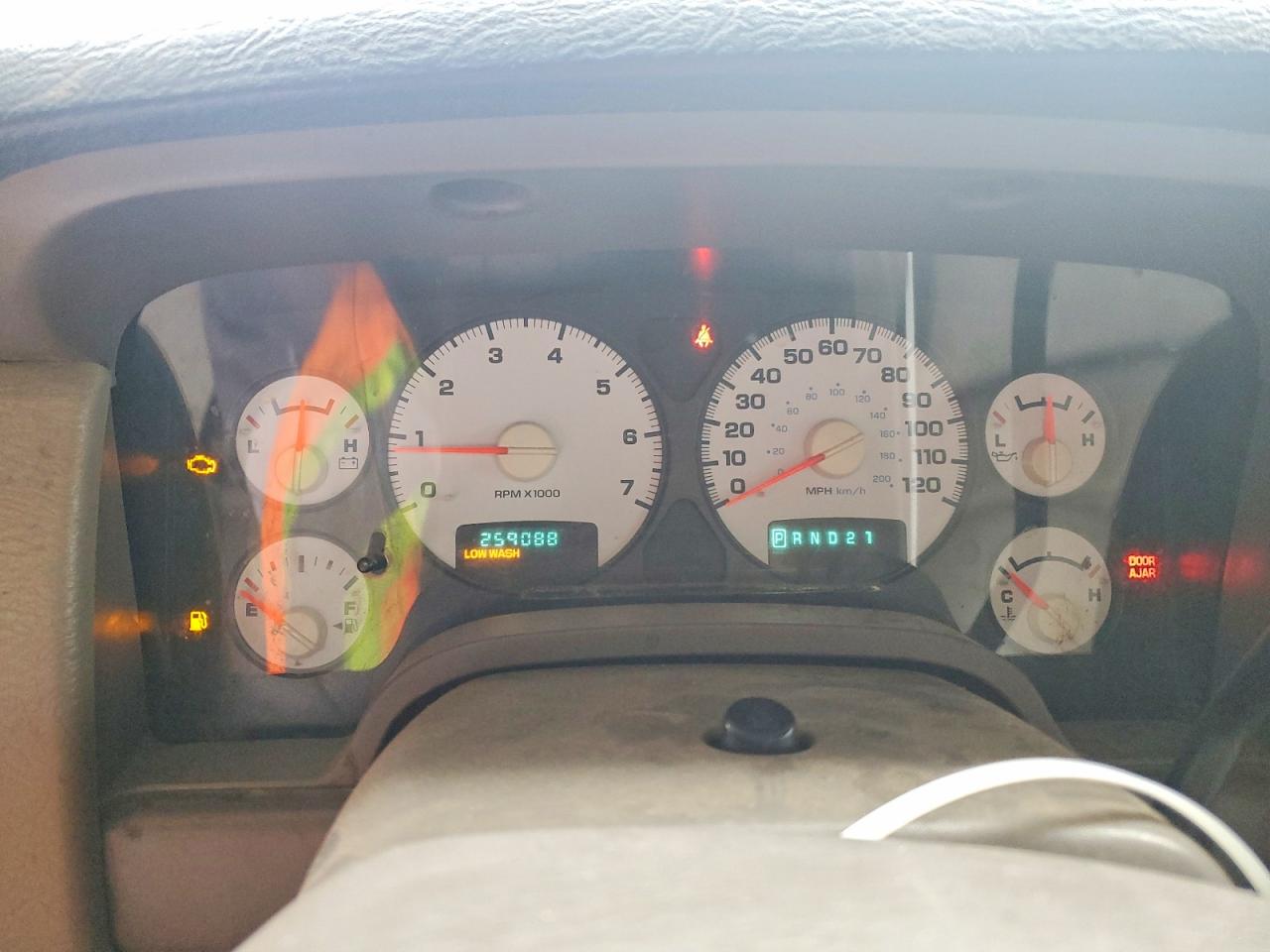 DODGE RAM 1500 2003 — 10