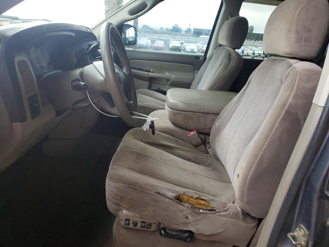 DODGE RAM 1500 2003 — 8