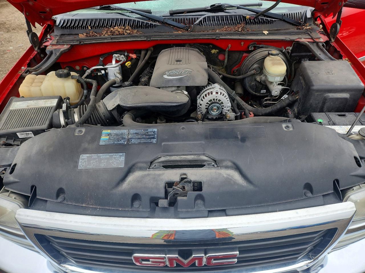GMC NEW SIERRA 2005 — 12