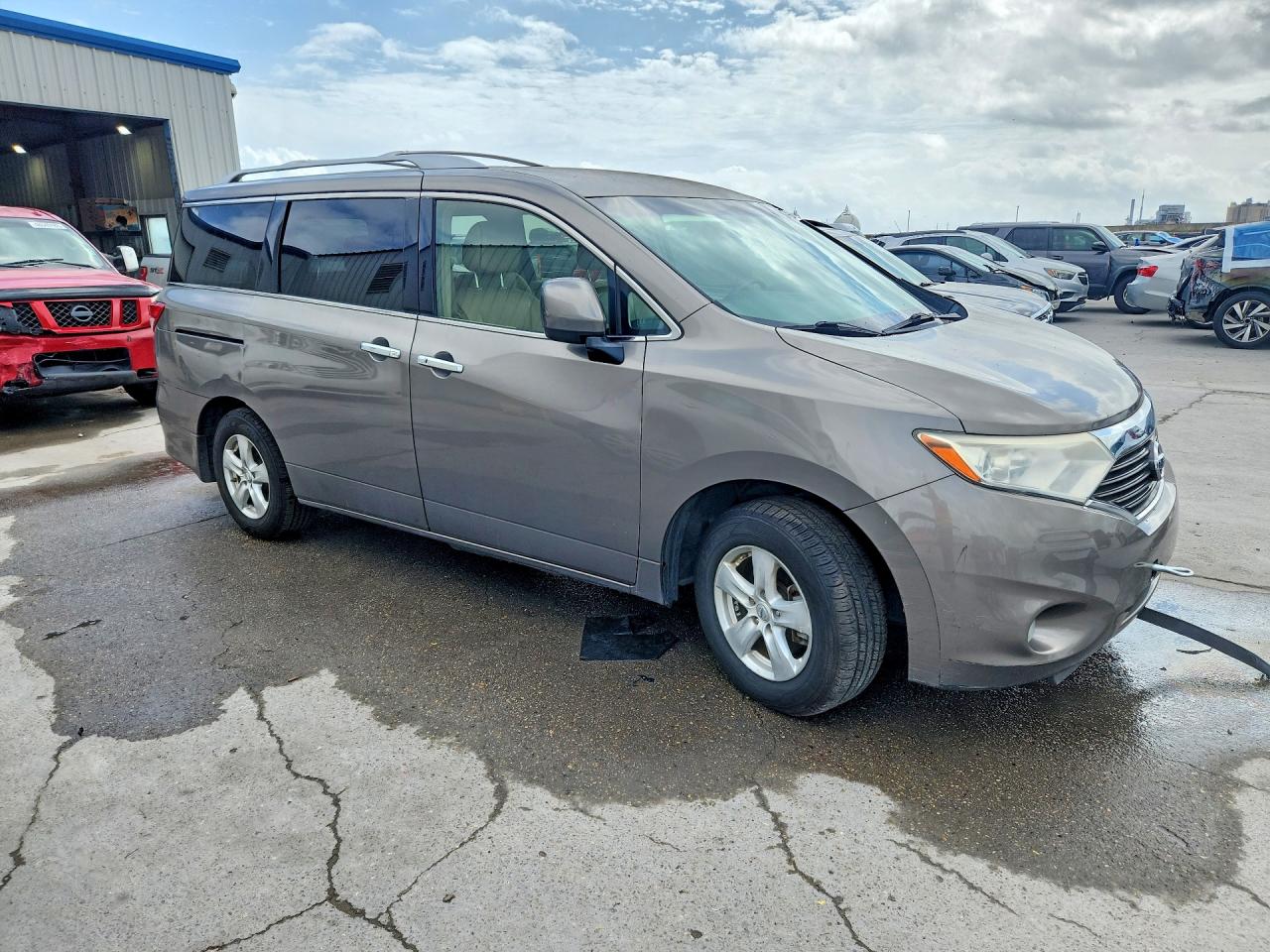 NISSAN QUEST 2016 — 5