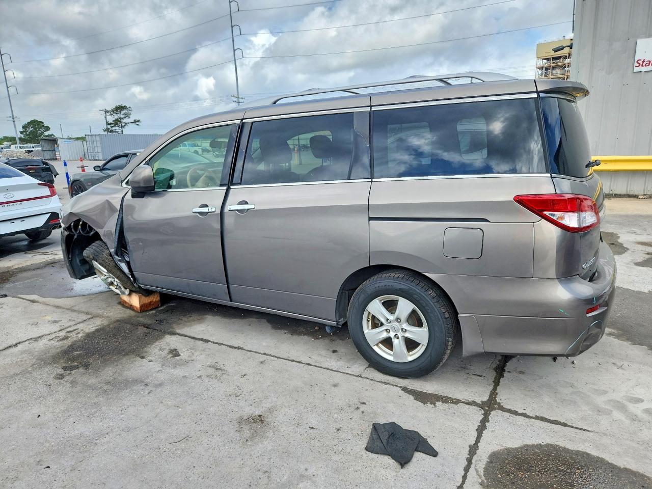 NISSAN QUEST 2016 — 3