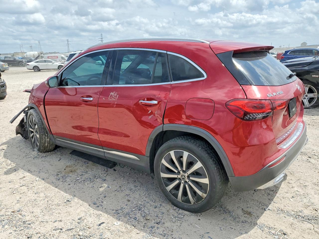 MERCEDES-BENZ GLA 2021 — 3
