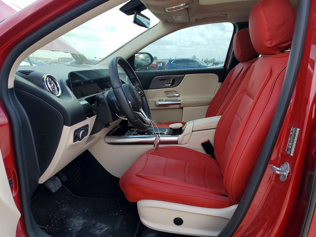 MERCEDES-BENZ GLA 2021 — 8