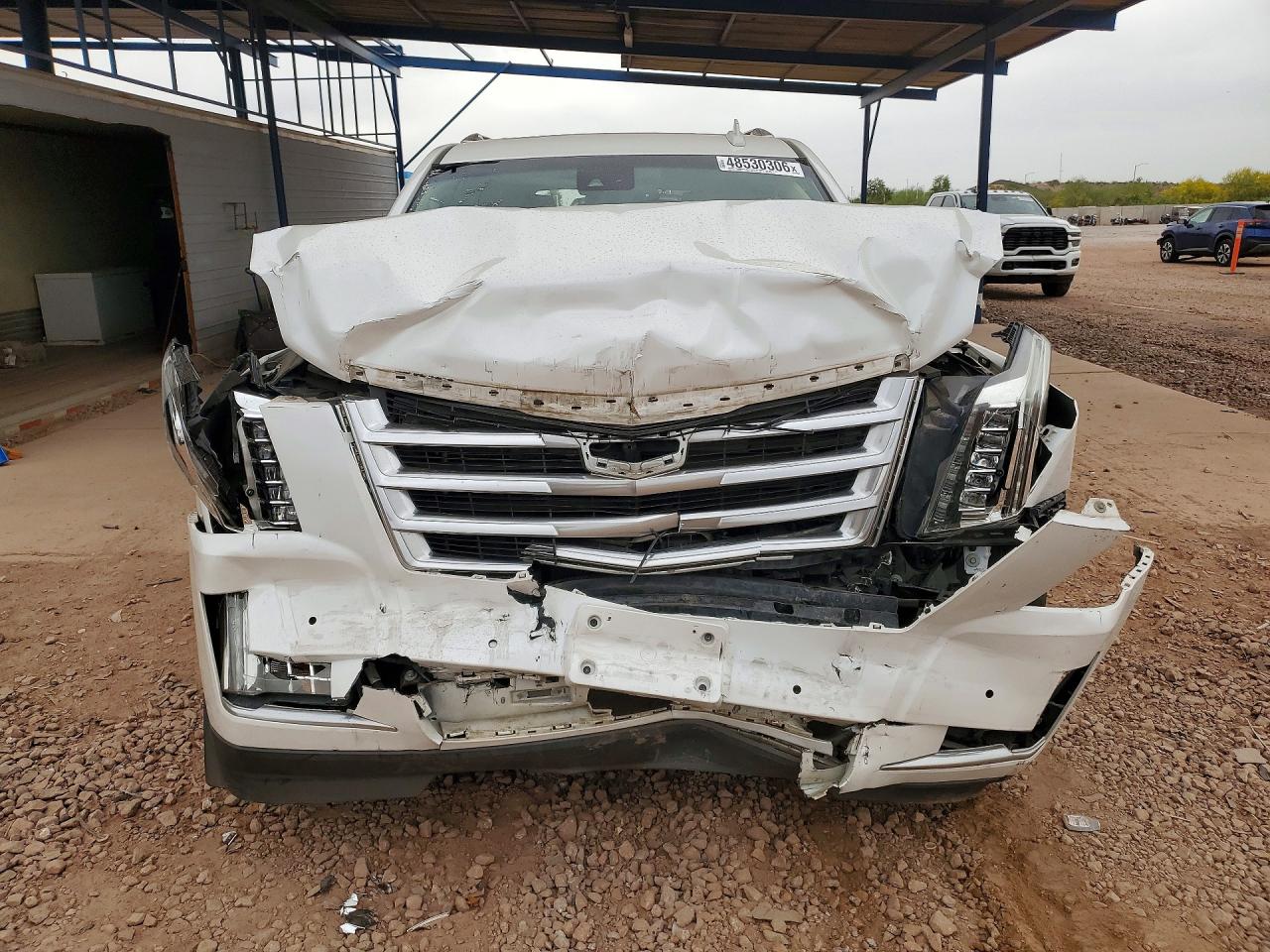 CADILLAC ESCALADE 2016 — 6