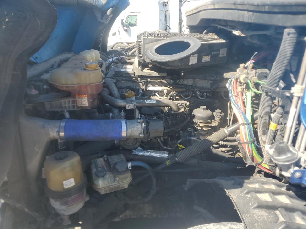 FREIGHTLINER CASCADIA 126 2020 — 8