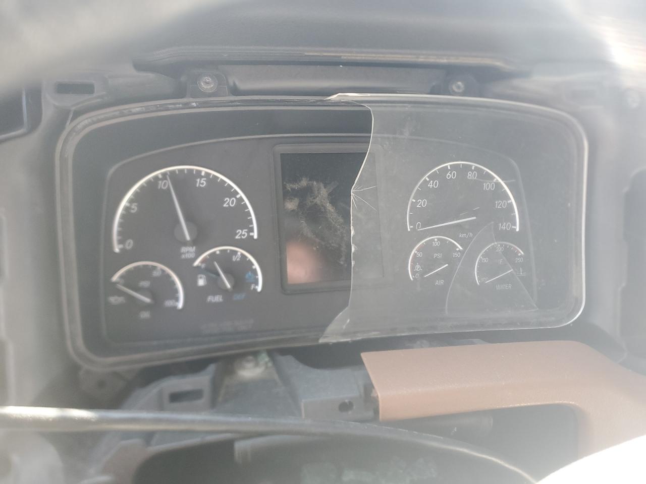 FREIGHTLINER CASCADIA 126 2020 — 9