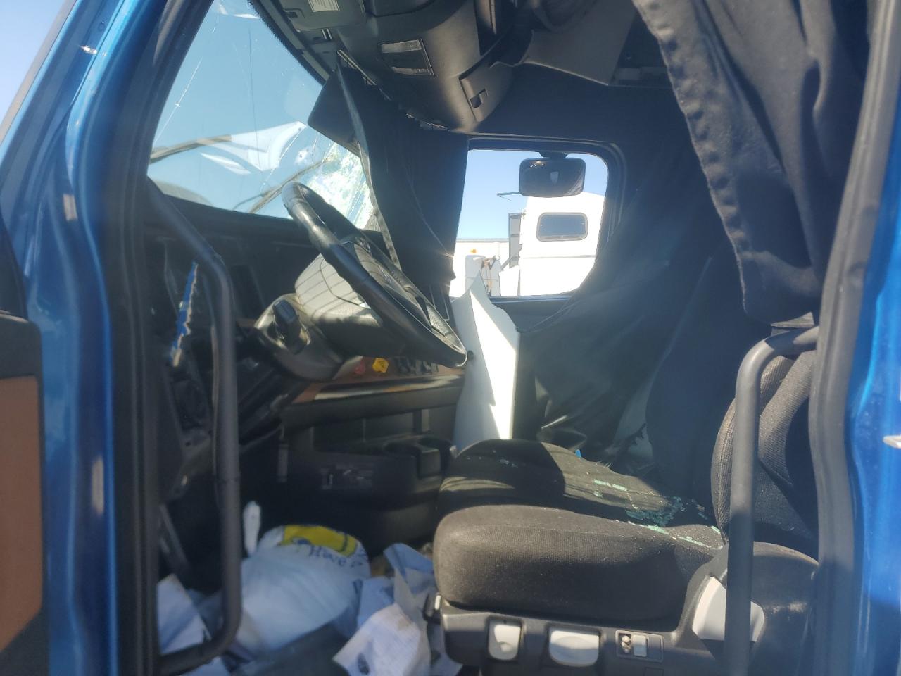FREIGHTLINER CASCADIA 126 2020 — 6