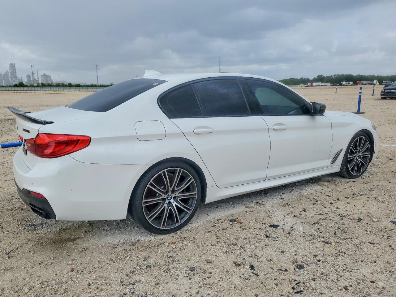 BMW M550XI 2020 — 4