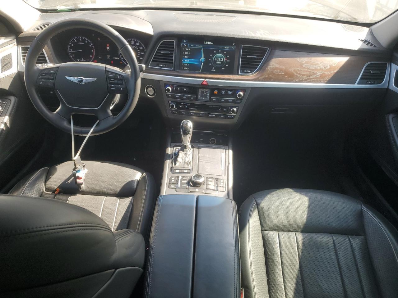 GENESIS G80 2017 — 9