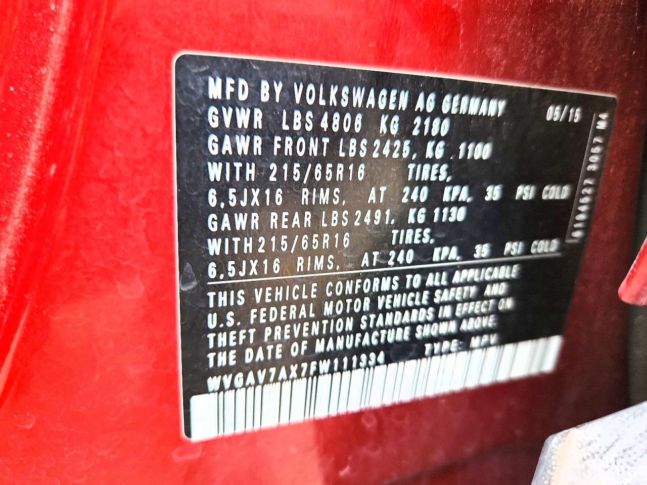 VOLKSWAGEN TIGUAN 2015 — 13