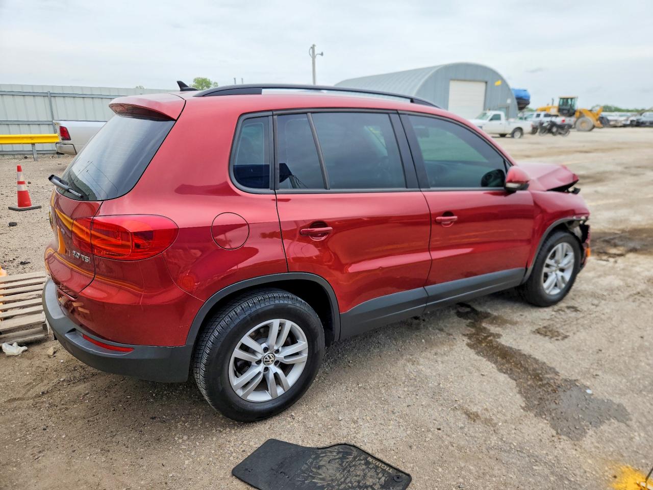 VOLKSWAGEN TIGUAN 2015 — 4