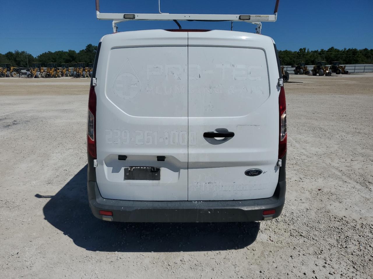 FORD TRANSIT CONNECT 2017 — 7