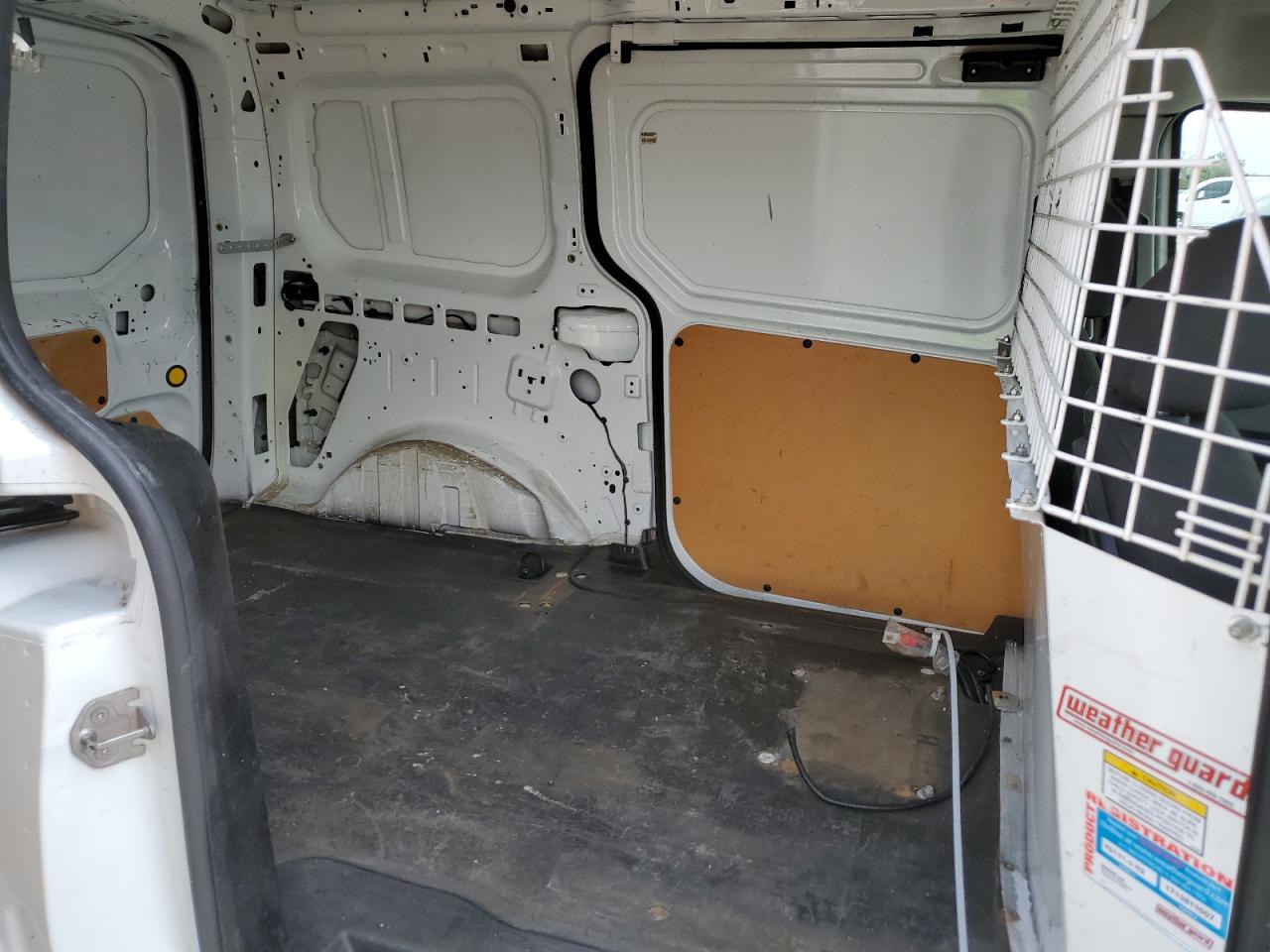 FORD TRANSIT CONNECT 2017 — 12