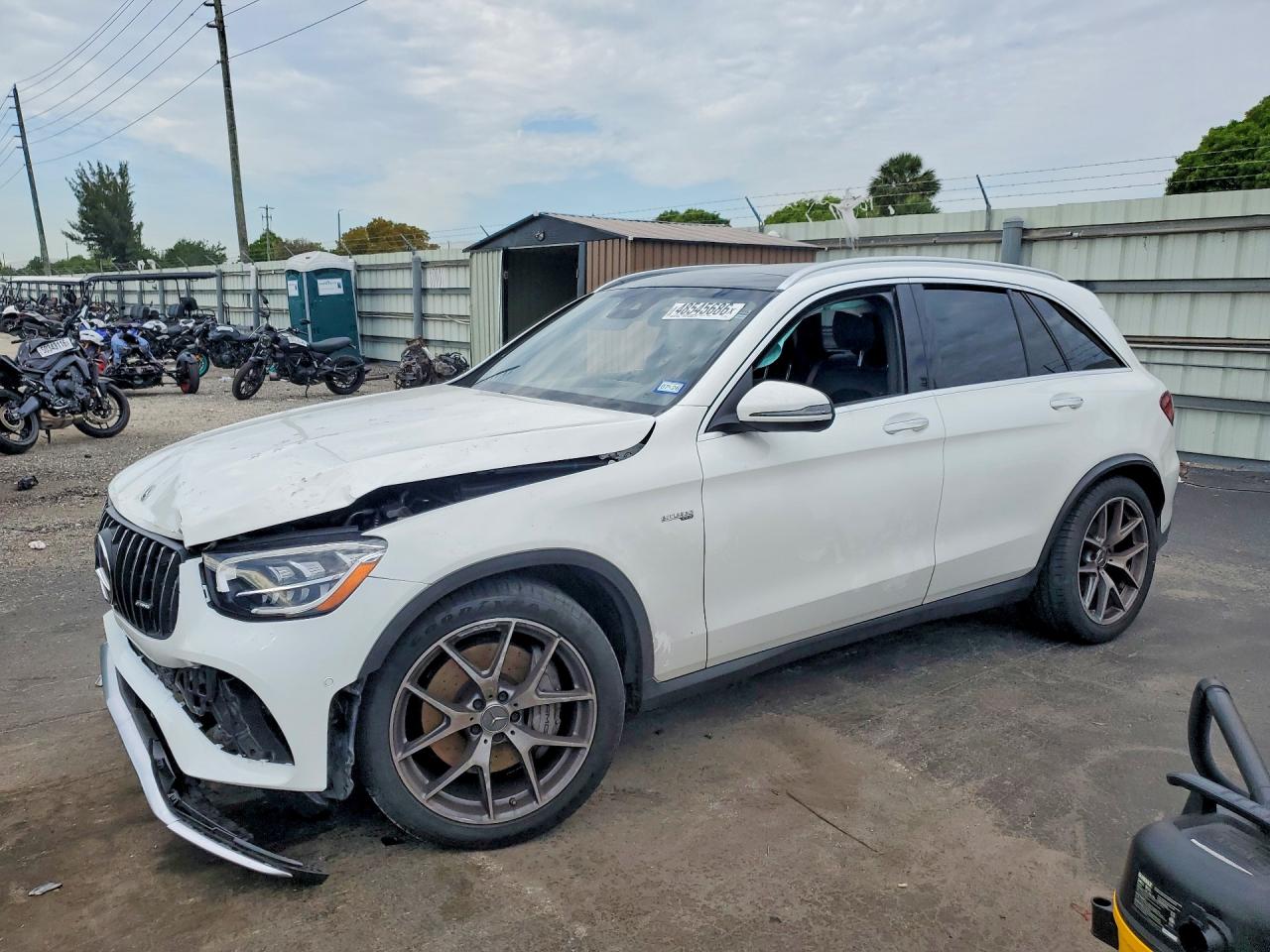 MERCEDES-BENZ GLC 2022 — 2