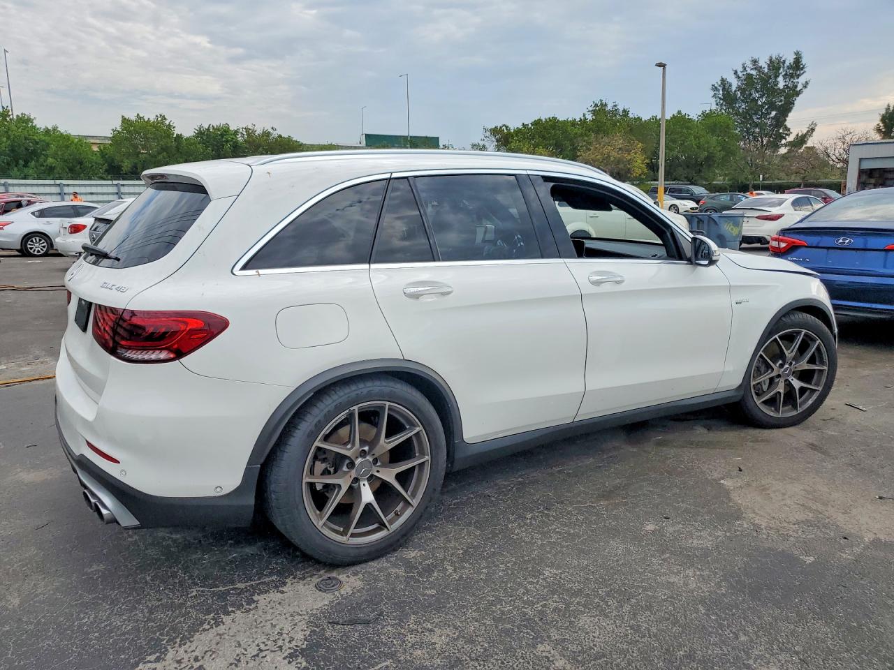 MERCEDES-BENZ GLC 2022 — 4