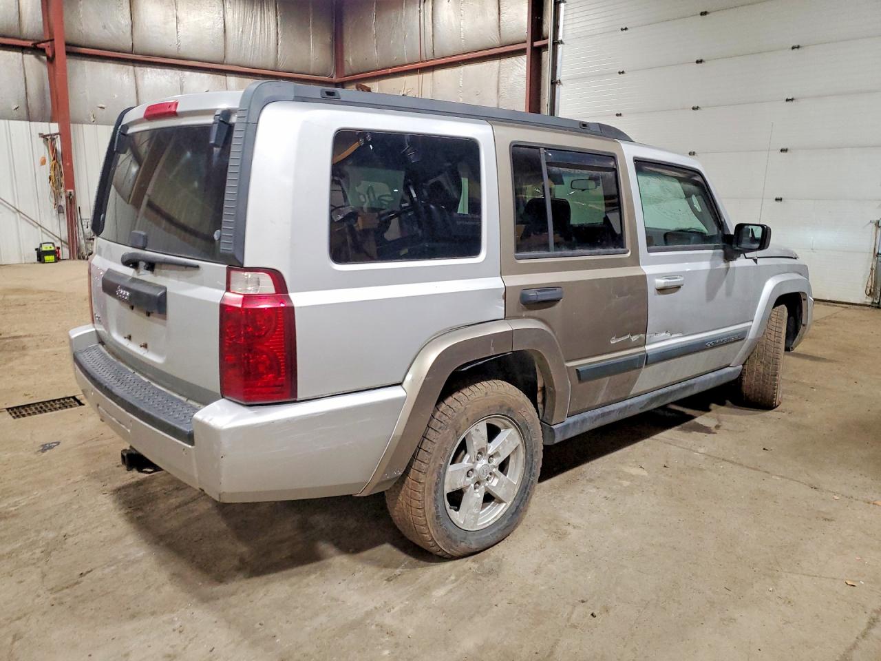 JEEP COMMANDER 2007 — 4
