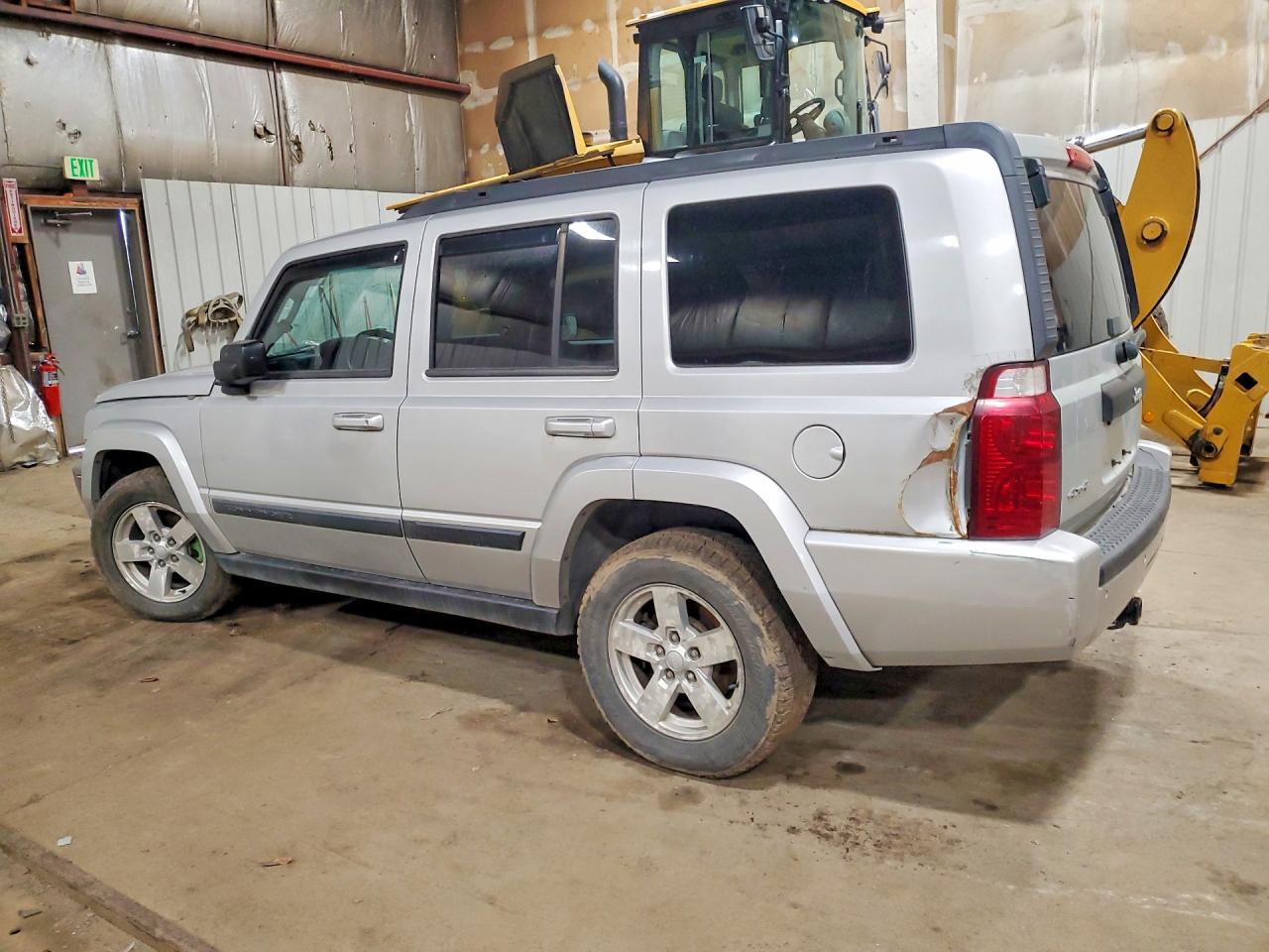 JEEP COMMANDER 2007 — 3