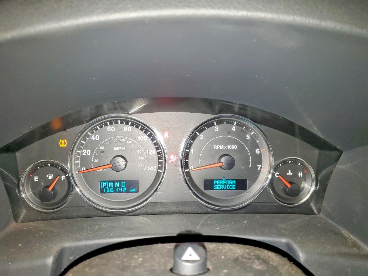 JEEP COMMANDER 2007 — 10