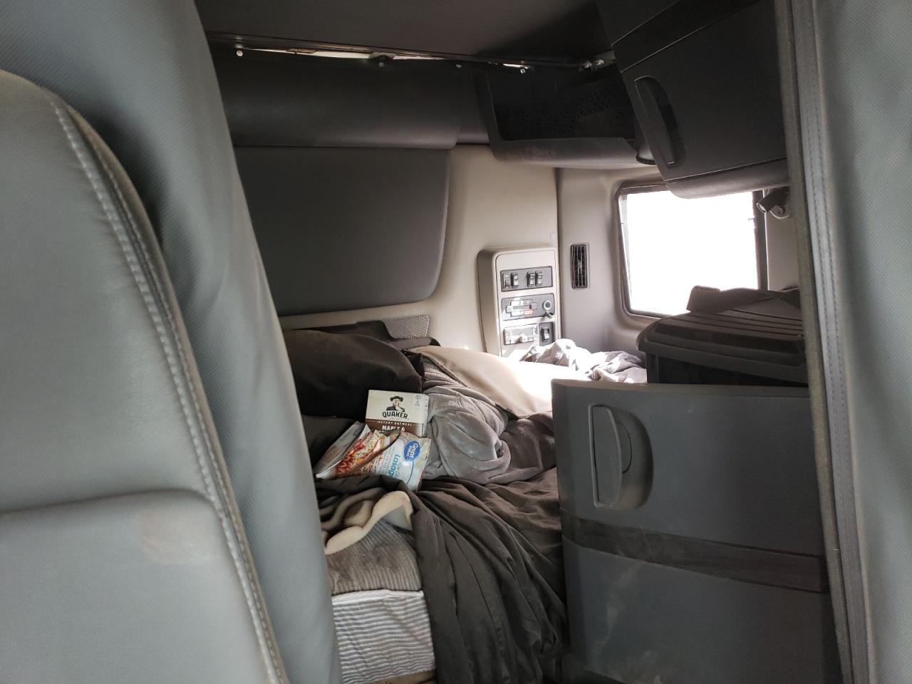 INTERNATIONAL LT625 2024 — 7