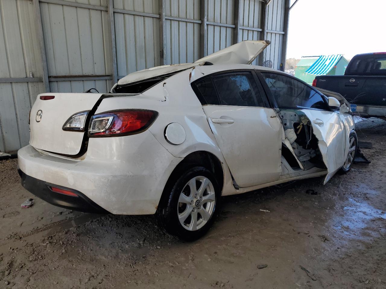 MAZDA 3 2010 — 4