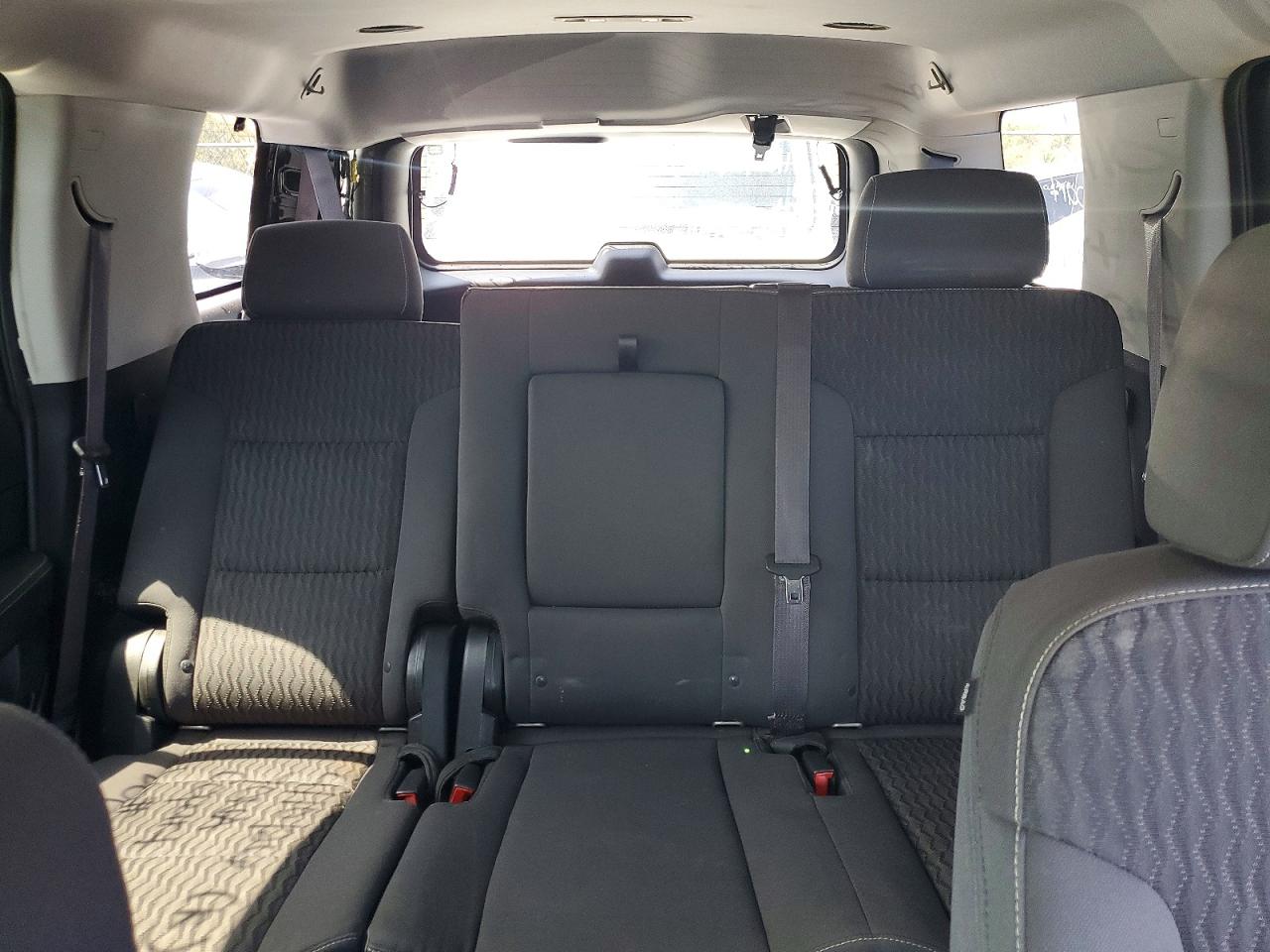 CHEVROLET TAHOE 2015 — 11